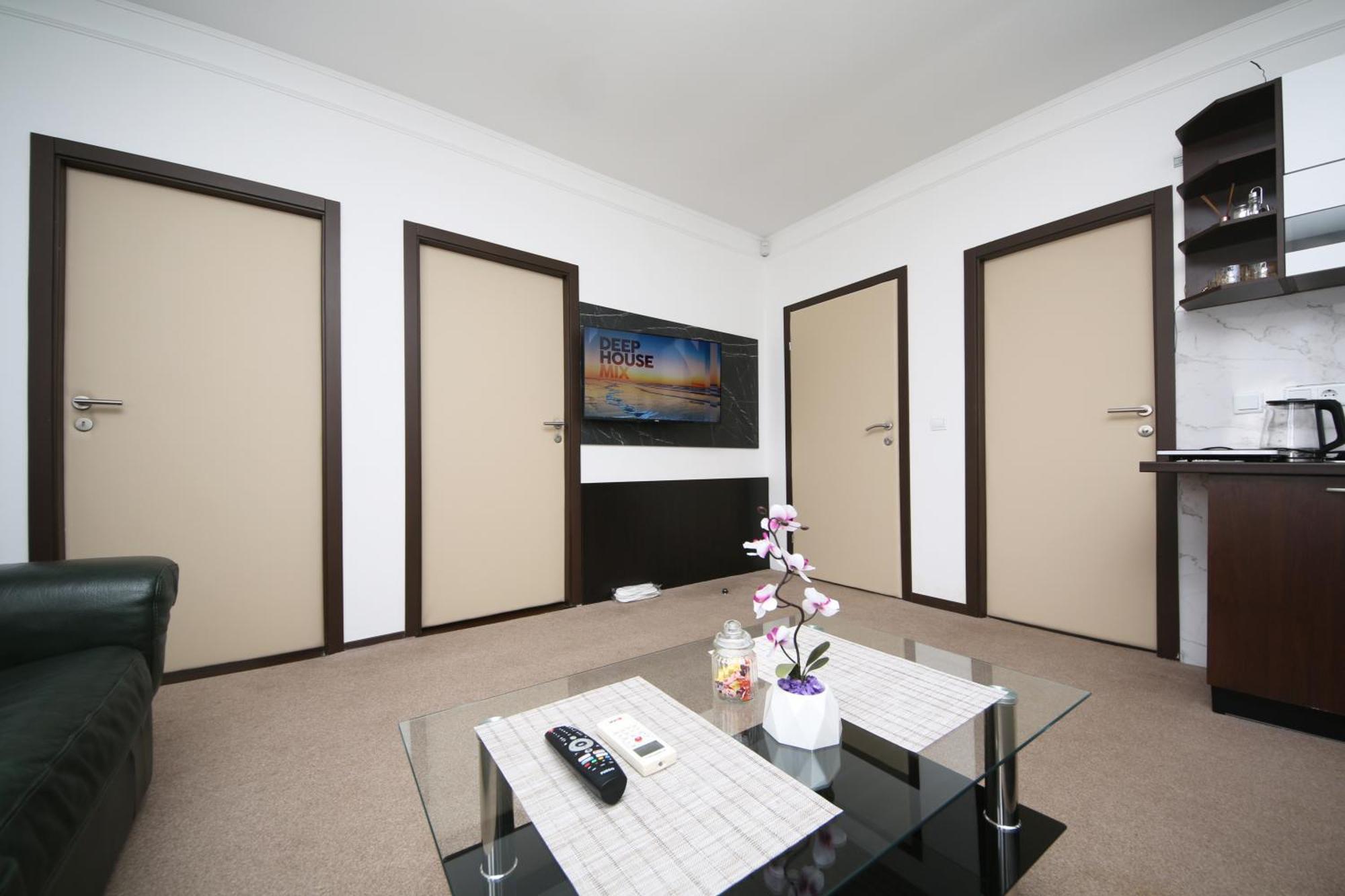 Citadela Suites - Free Parking サラエヴォ エクステリア 写真